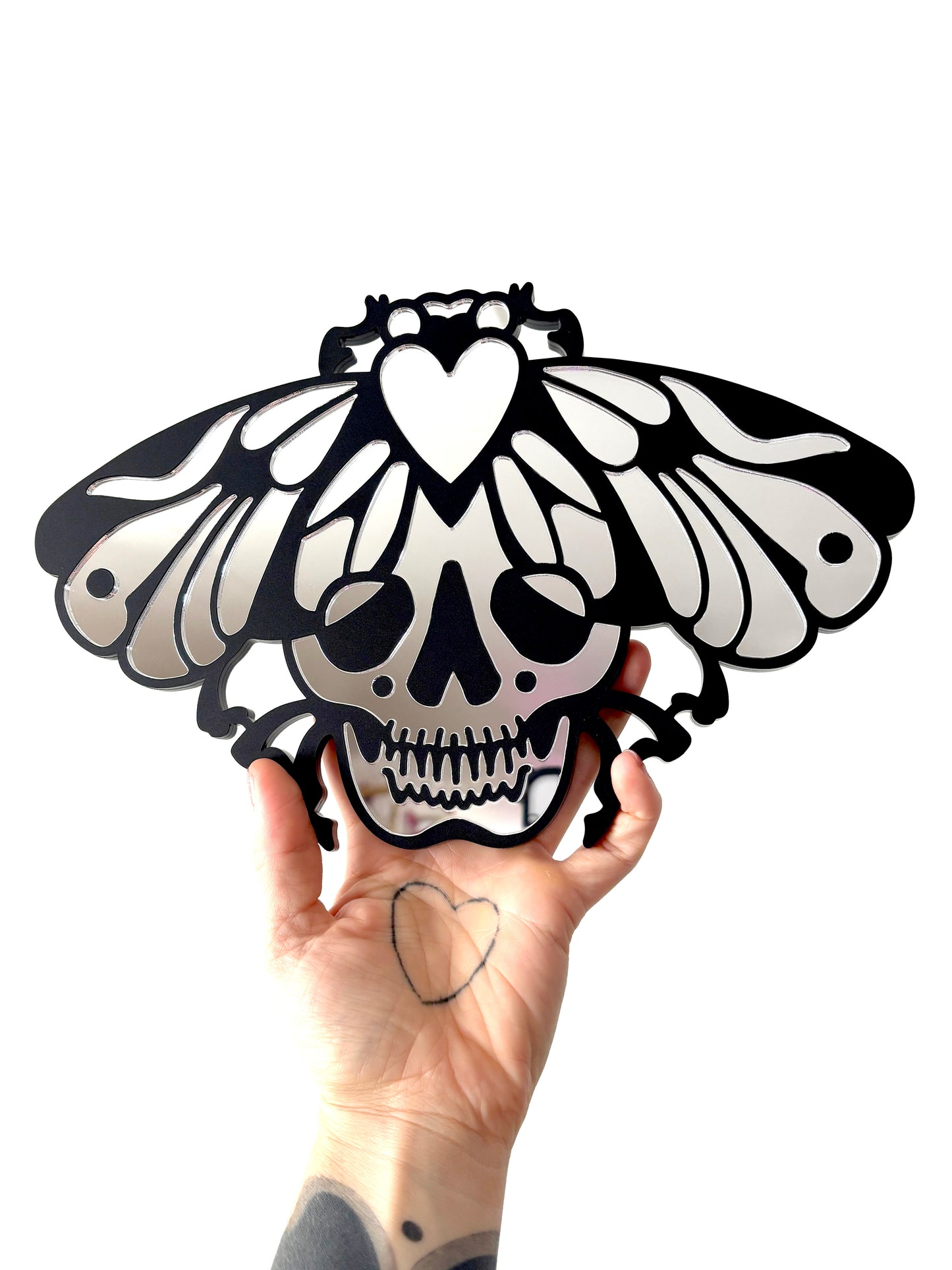 Skull Fly Wall Hanging