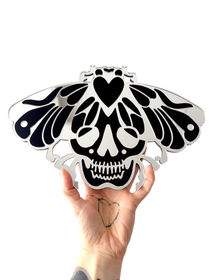 Skull Fly Wall Hanging