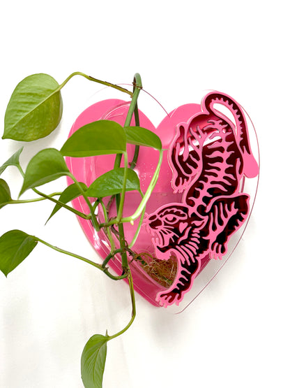 Crawling Tiger Heart Vase