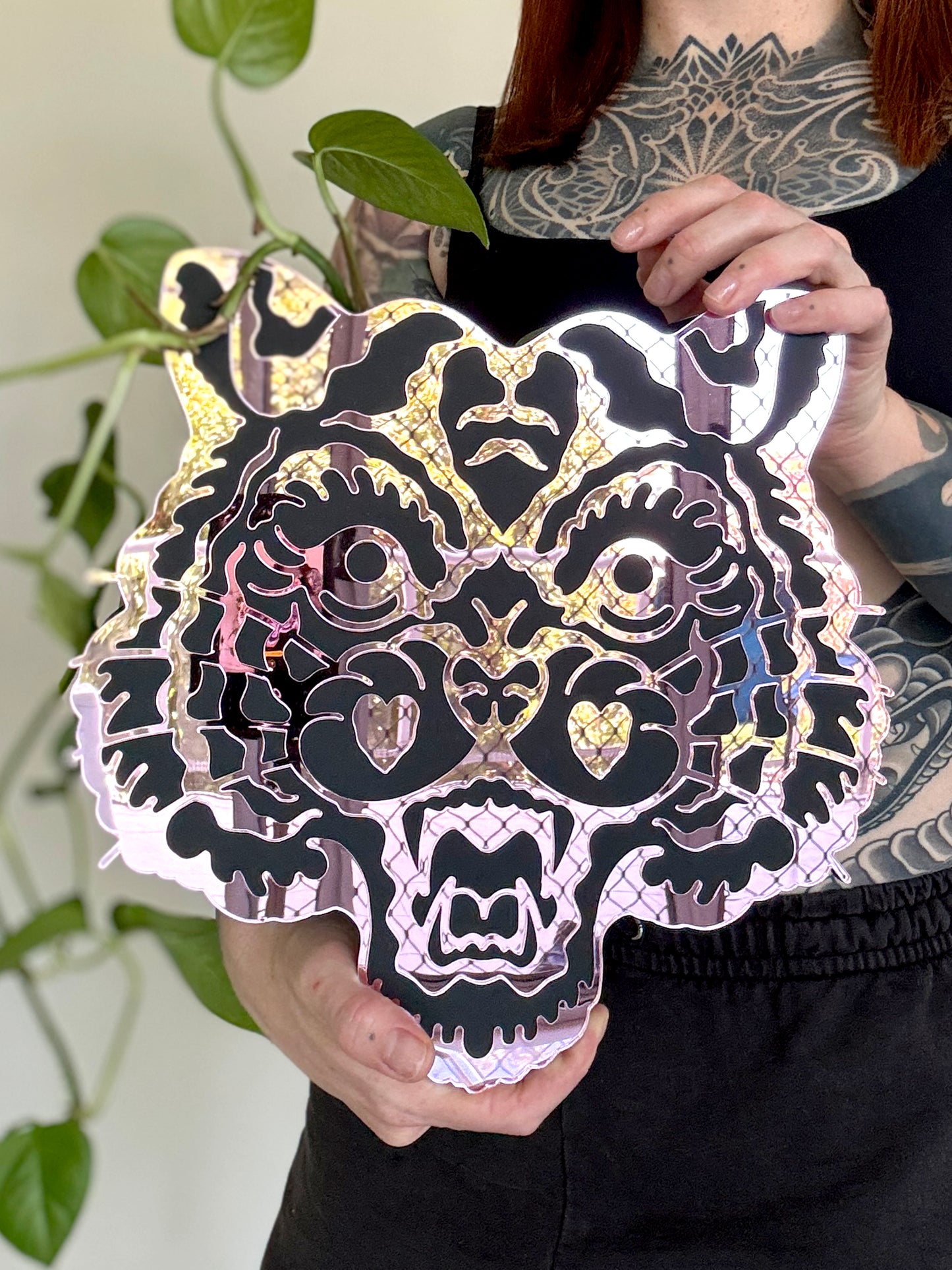 Tiger Vase (Black/Pink)