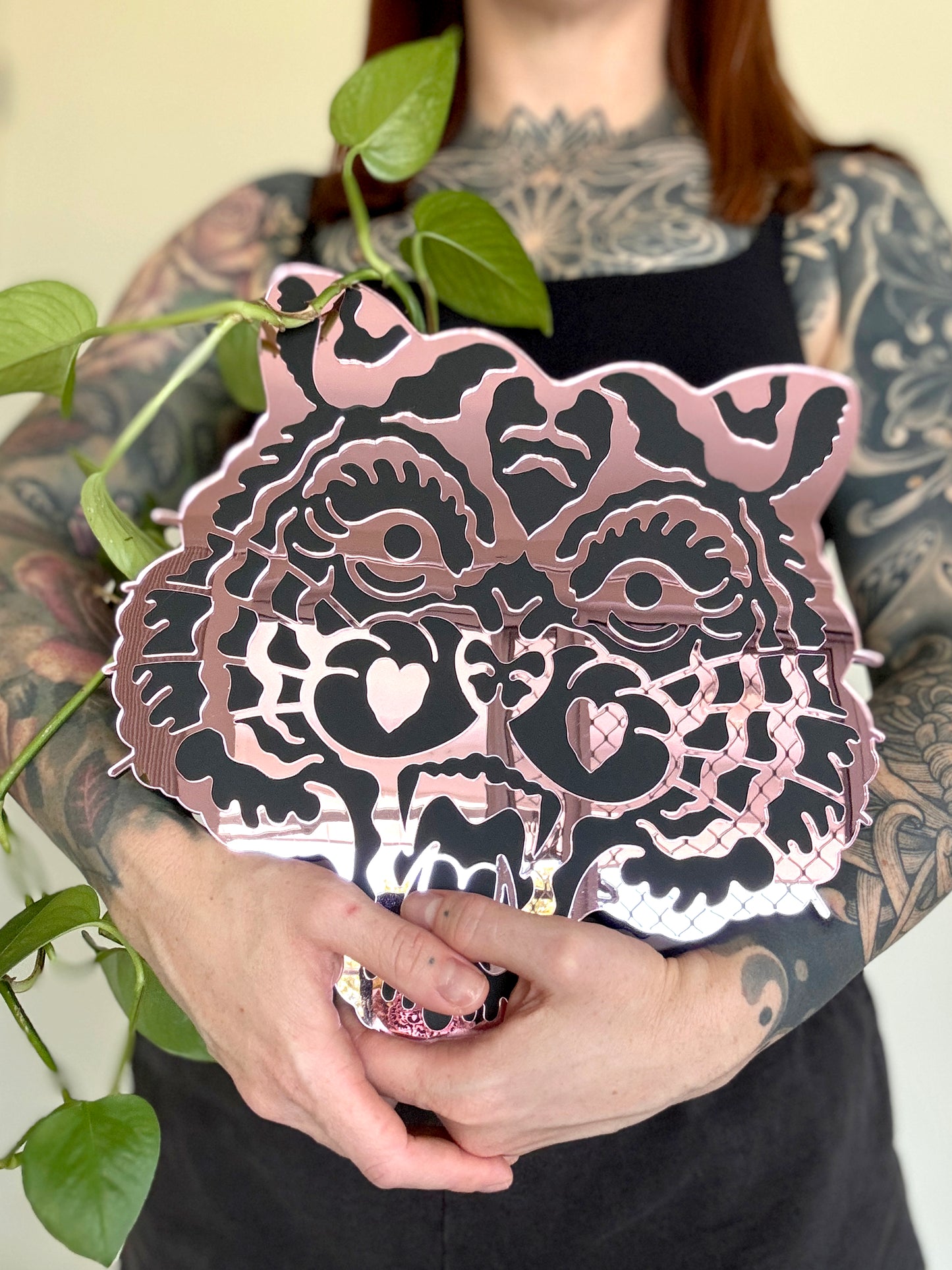 Tiger Vase (Black/Pink)