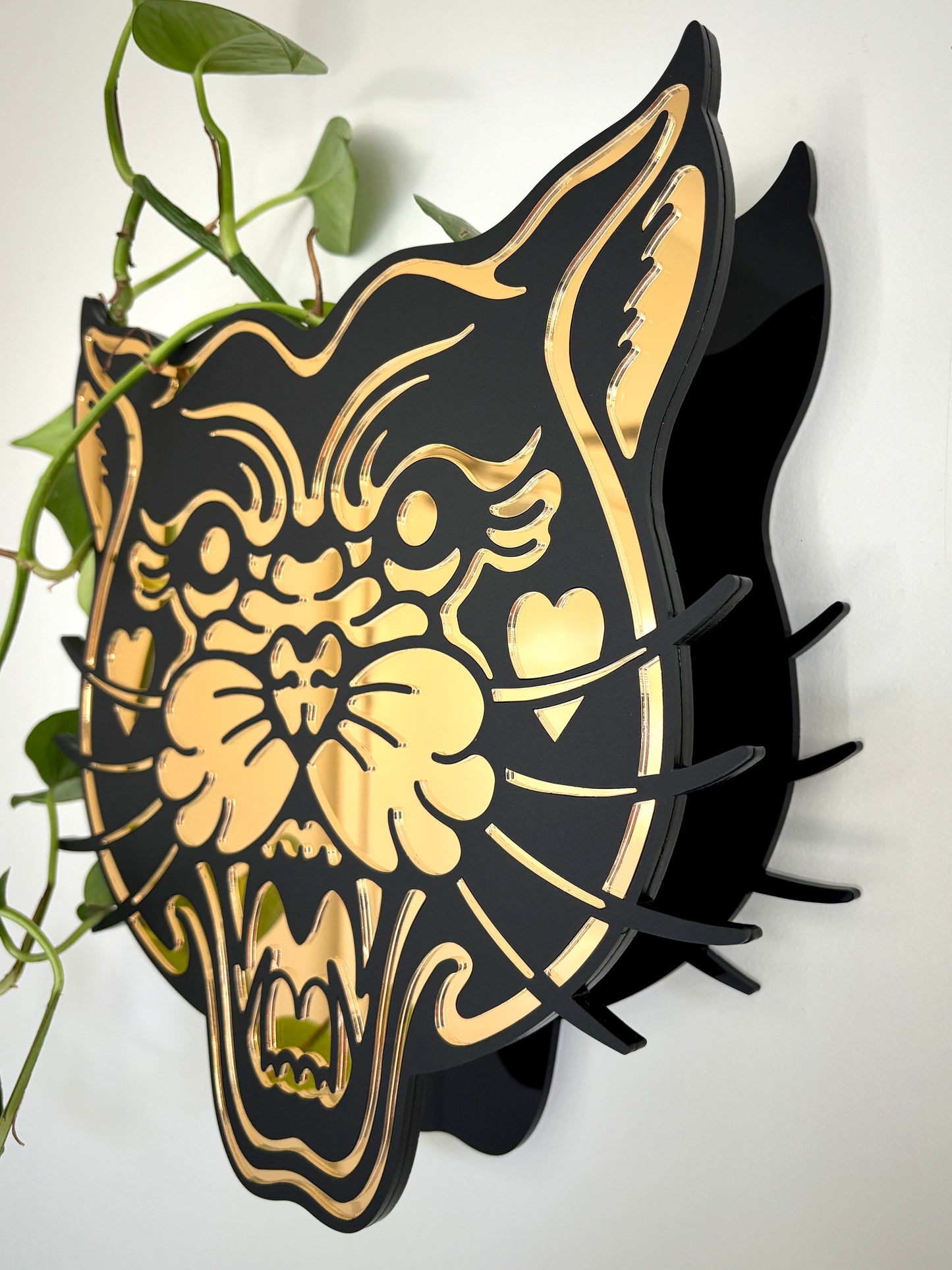 Panther Vase (Black/Gold)