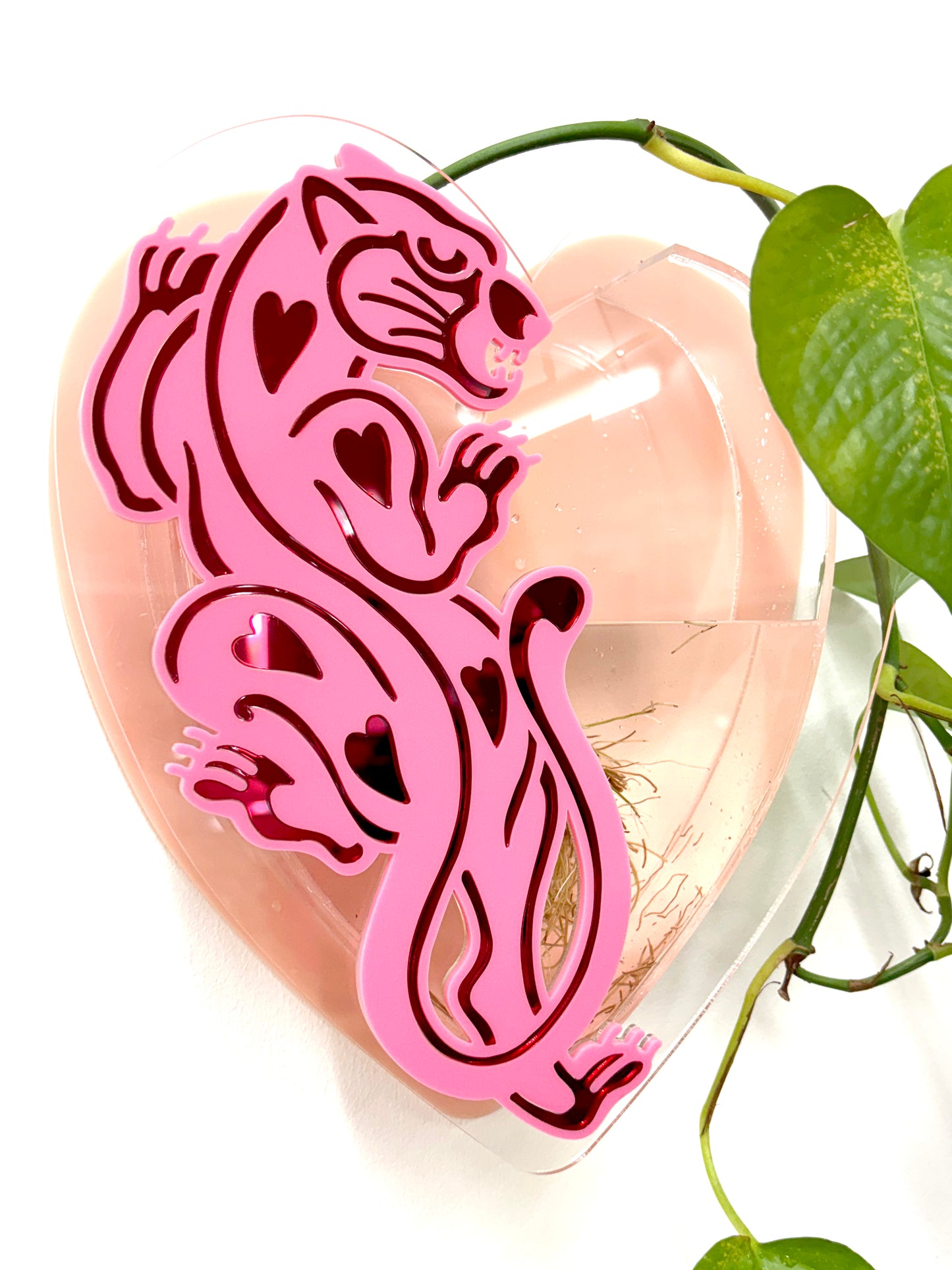 Crawling Panther Heart Vase