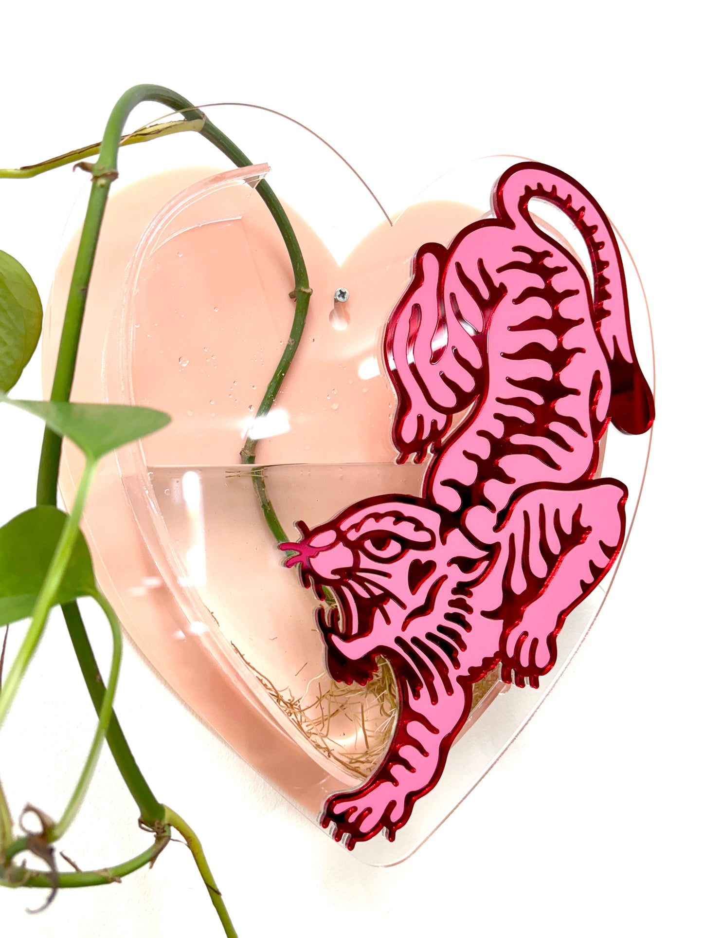 Crawling Tiger Heart Vase