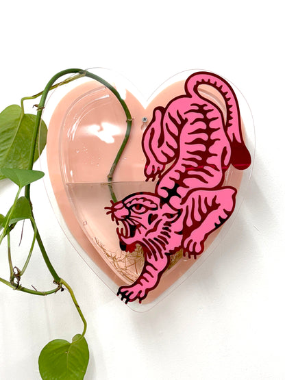 Crawling Tiger Heart Vase