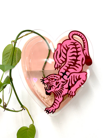 Crawling Tiger Heart Vase