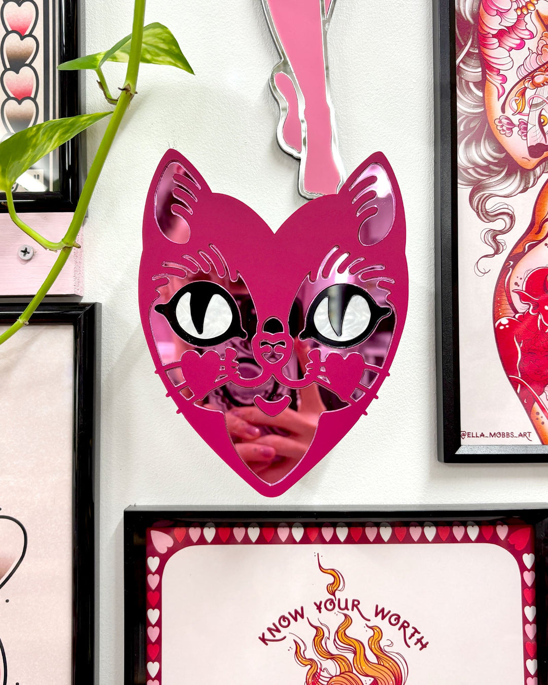 Cat Heart Vase (Mirror Face) - Ella Mobbs