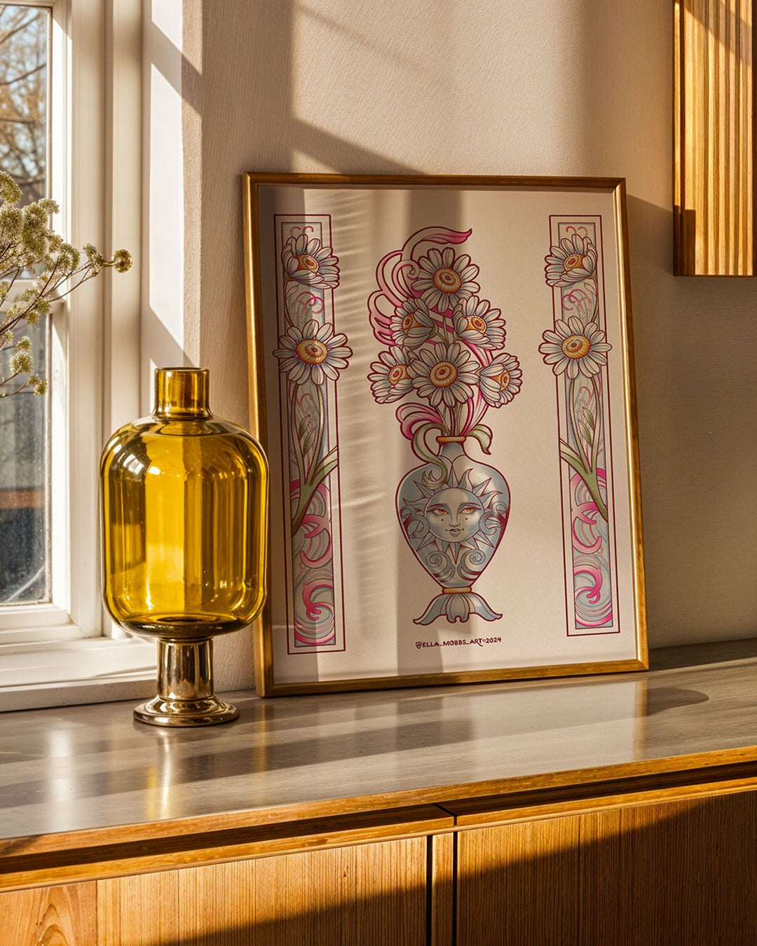 Daisy Vase Print - Ella Mobbs