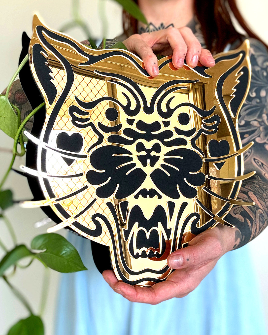 Panther Vase (Gold)