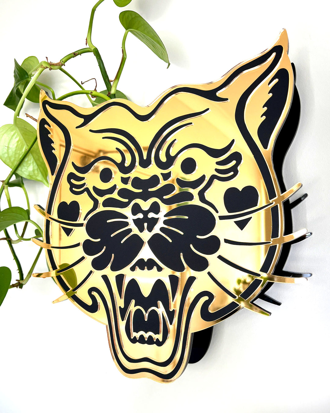 Panther Vase (Gold)