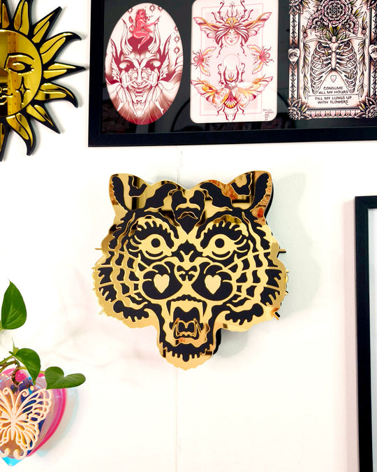 Tiger Vase (Black)