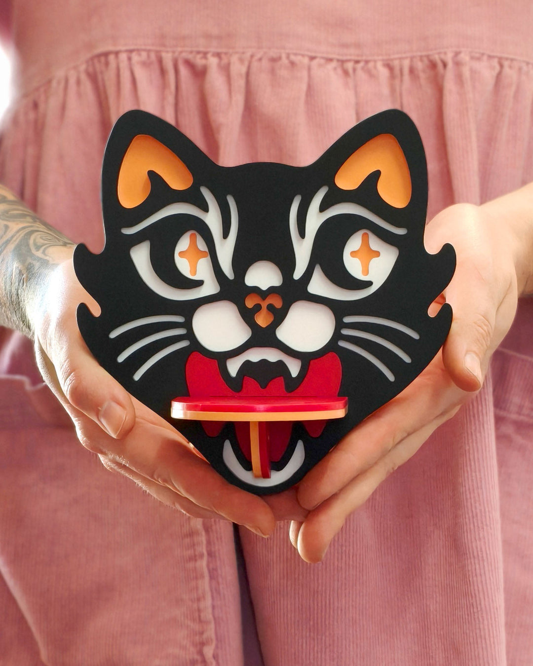 Lucky Cat Shelf - Ella Mobbs