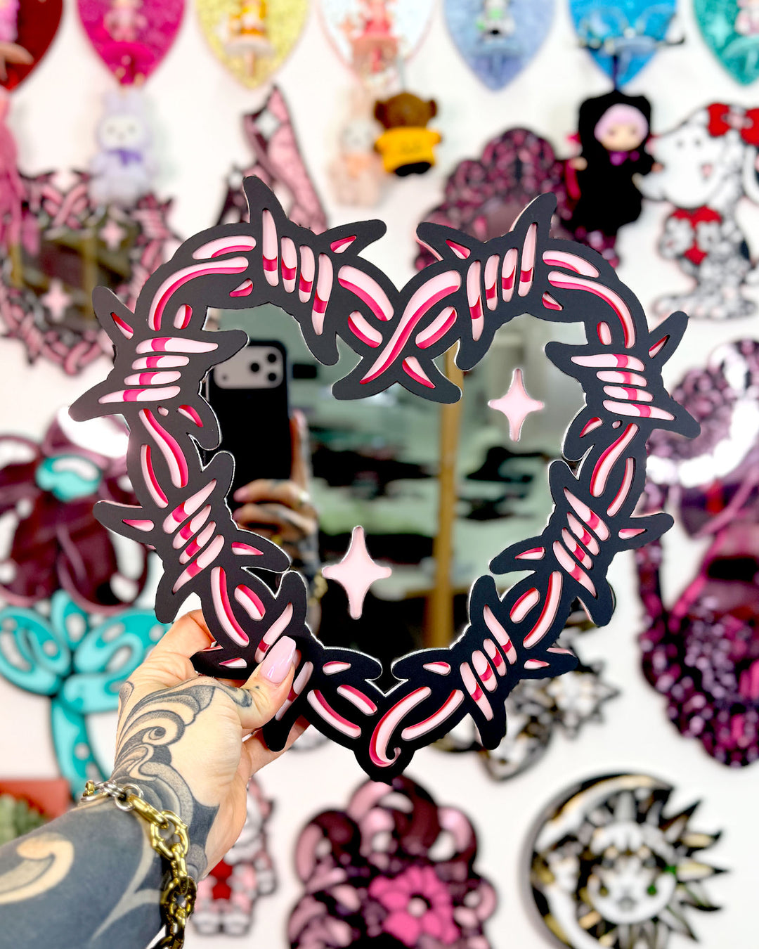 Barbed Heart 30cm/11.8" (Pink)