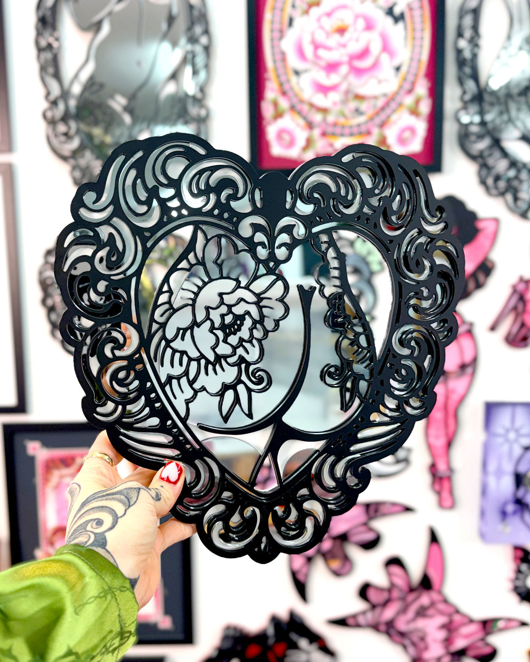 Heart Booty 30cm/11.8" (Silver)