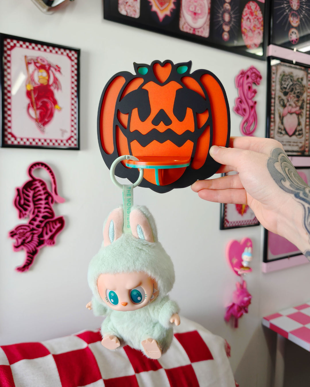 Pumpkin Shelf