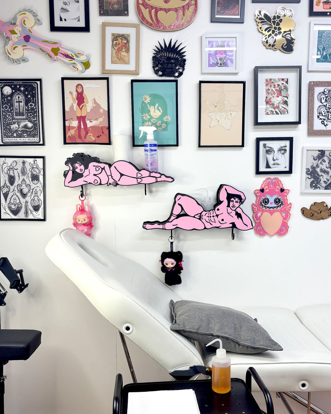 Resting Babe Shelf (Pink)
