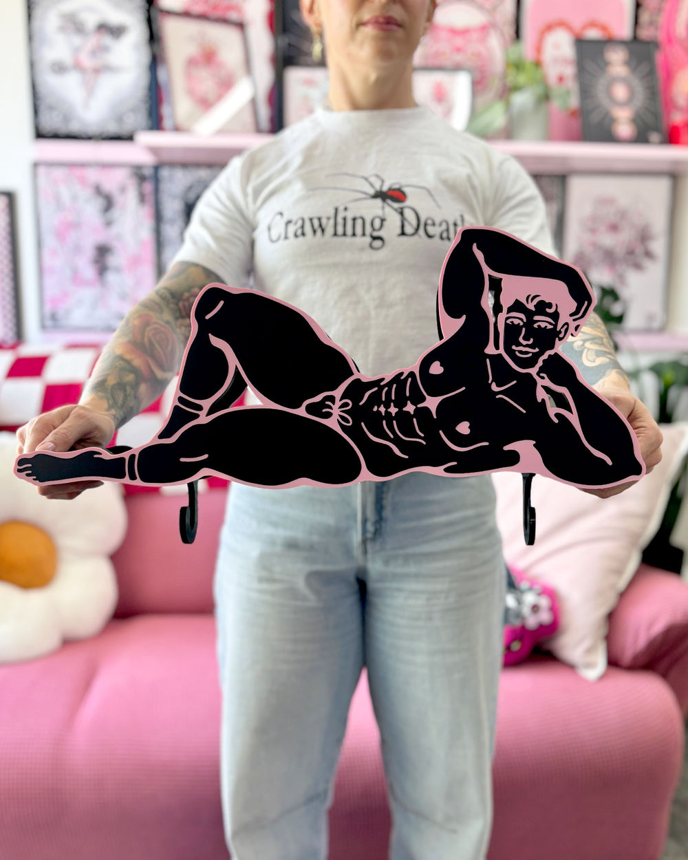 Resting Hunk Shelf (Goth)
