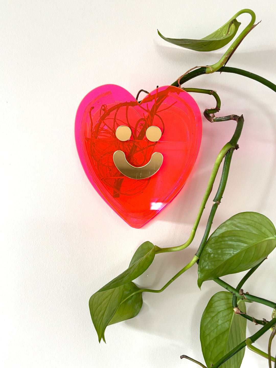 SALE Smiley Face Heart Vase - EllaMobbs
