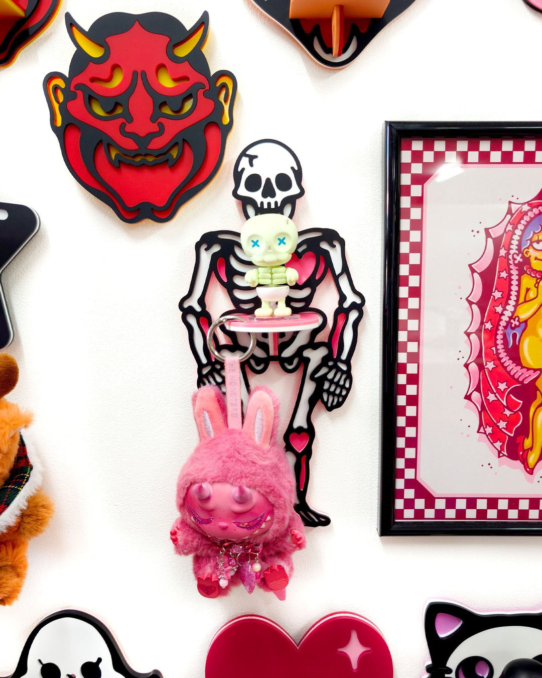 Skeleton Shelf - Ella Mobbs