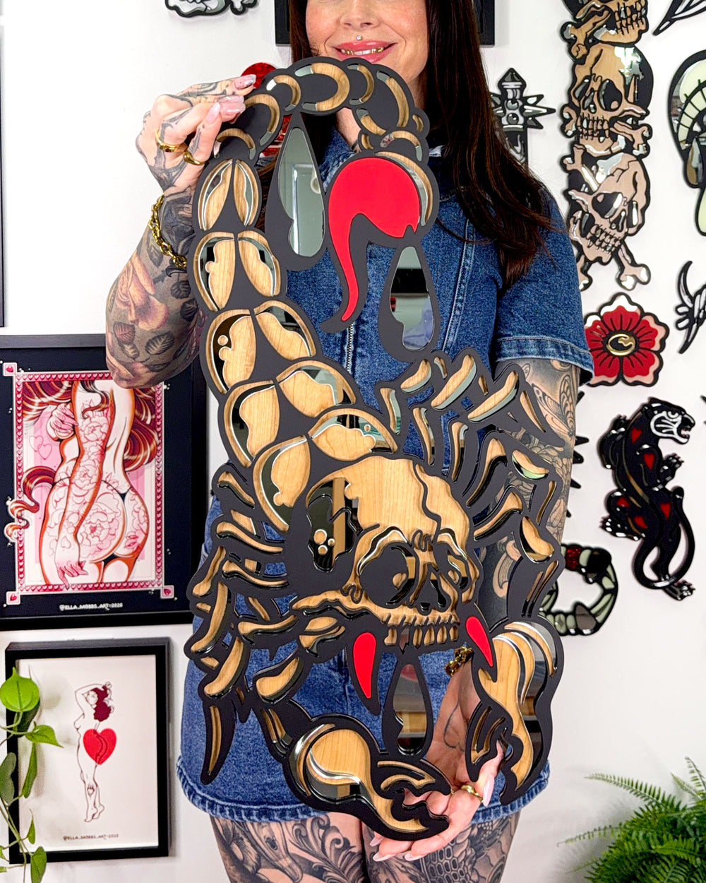 Skull Scorpion 60cm/23.6"