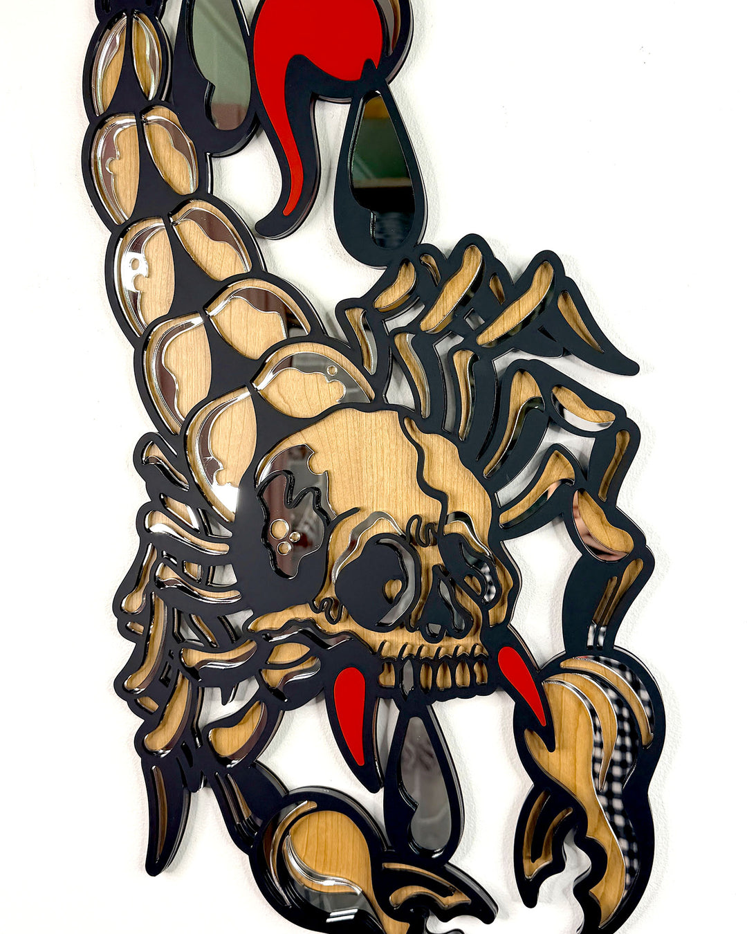 Skull Scorpion 60cm/23.6"