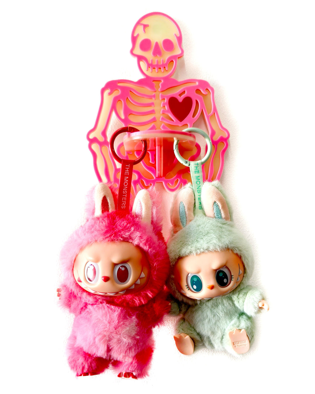 Skeleton Shelf (Seconds)