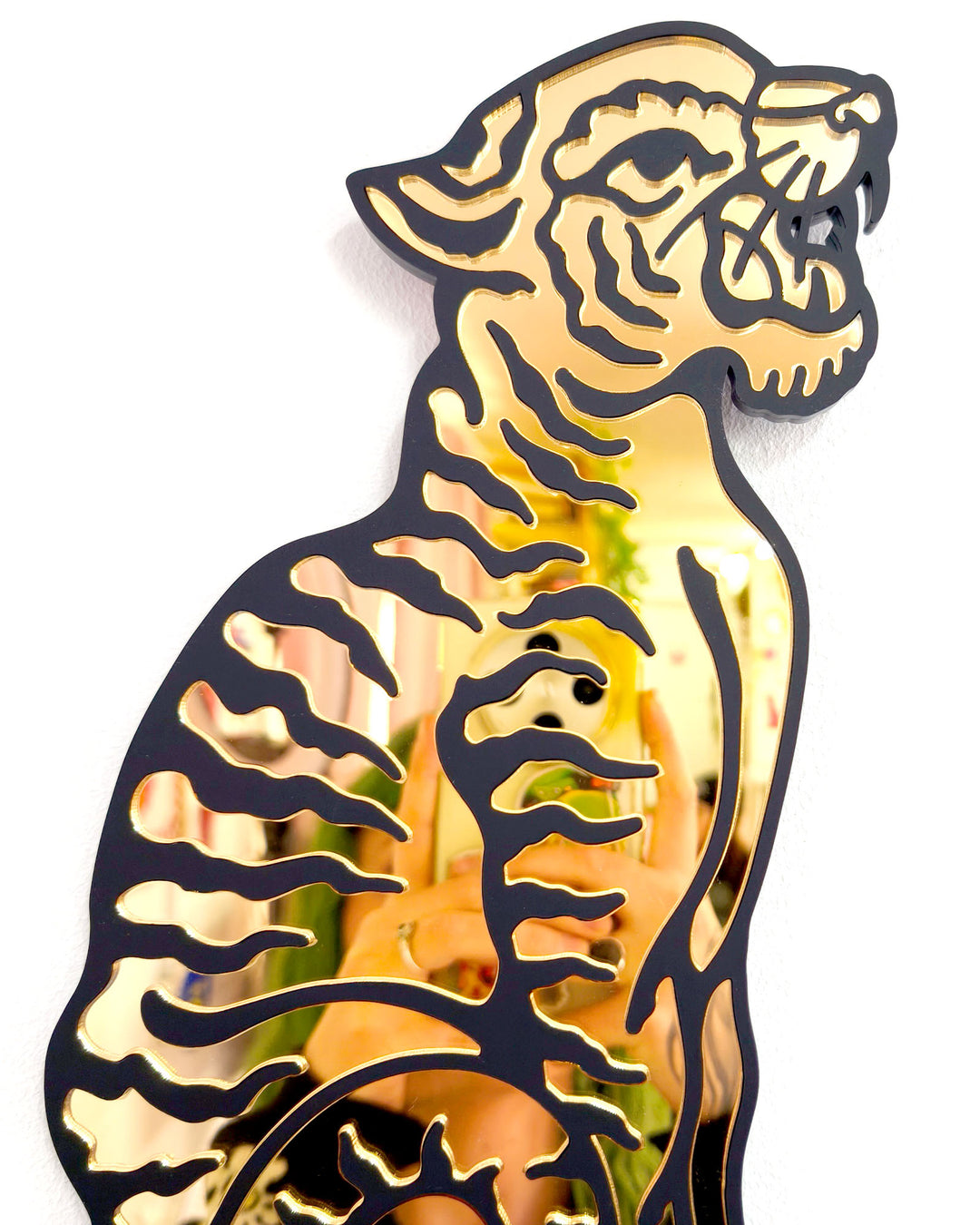 Vintage Tiger Wall Hanging (Gold)