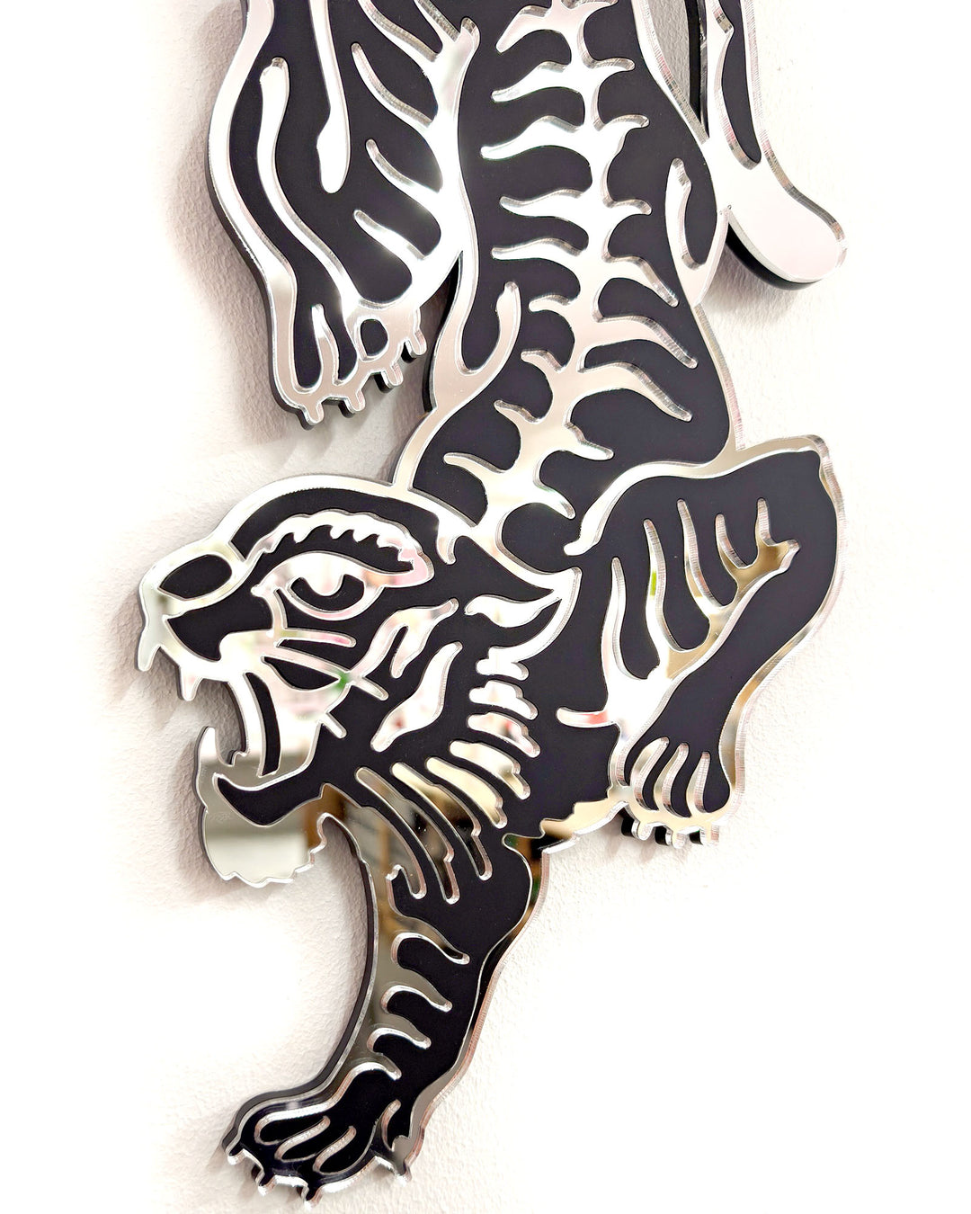 Small Tiger Wall Hanging (Black)