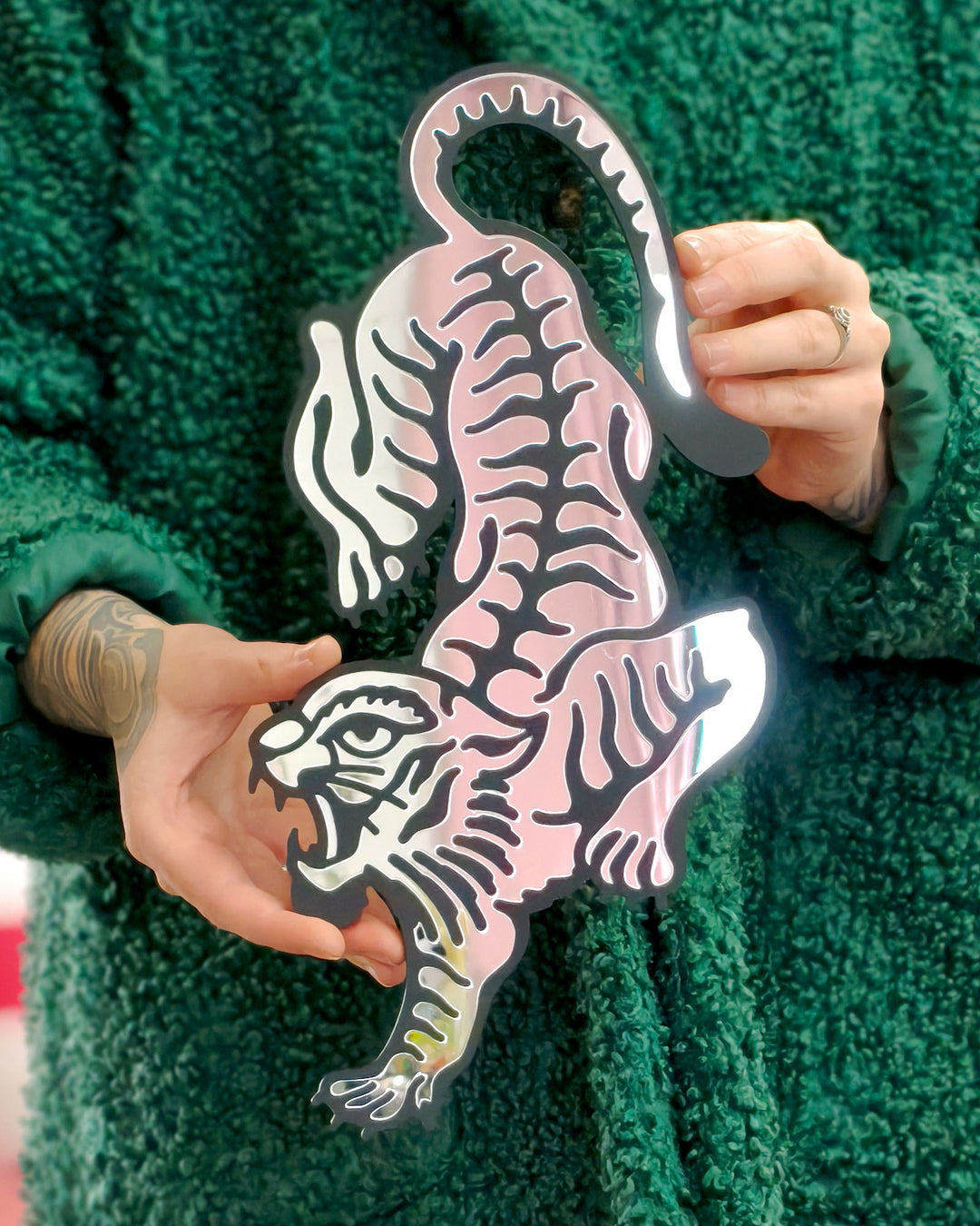 Small Tiger Wall Hanging (Silver)