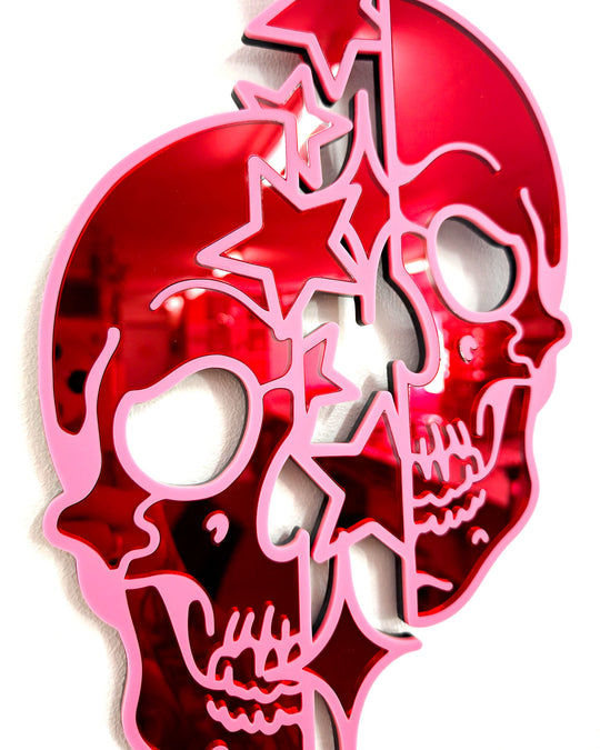 Star Skull Wall Hanging (Red Mirror)