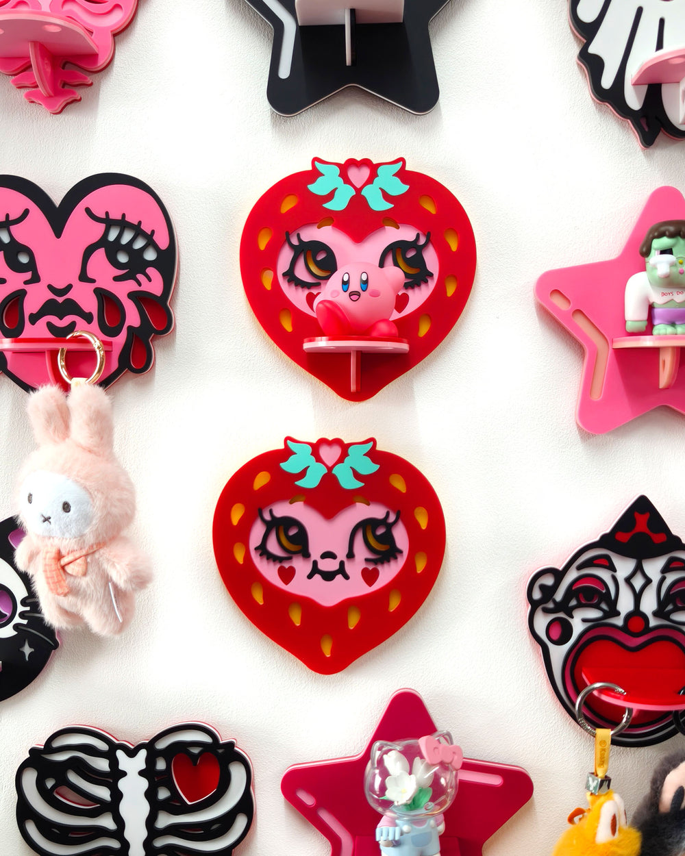 Strawberry - Wall Hanging - Mini