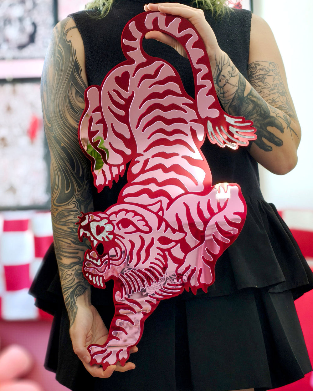 Tiger Wall Hanging (Pink Mirror)