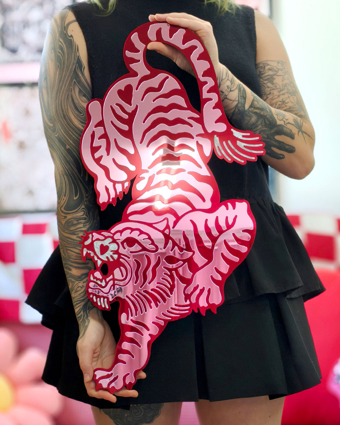 Tiger Wall Hanging (Pink Mirror)