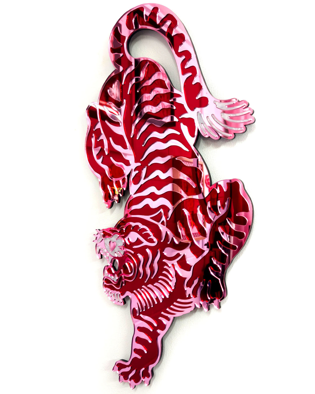 Tiger Wall Hanging (Red Mirror)