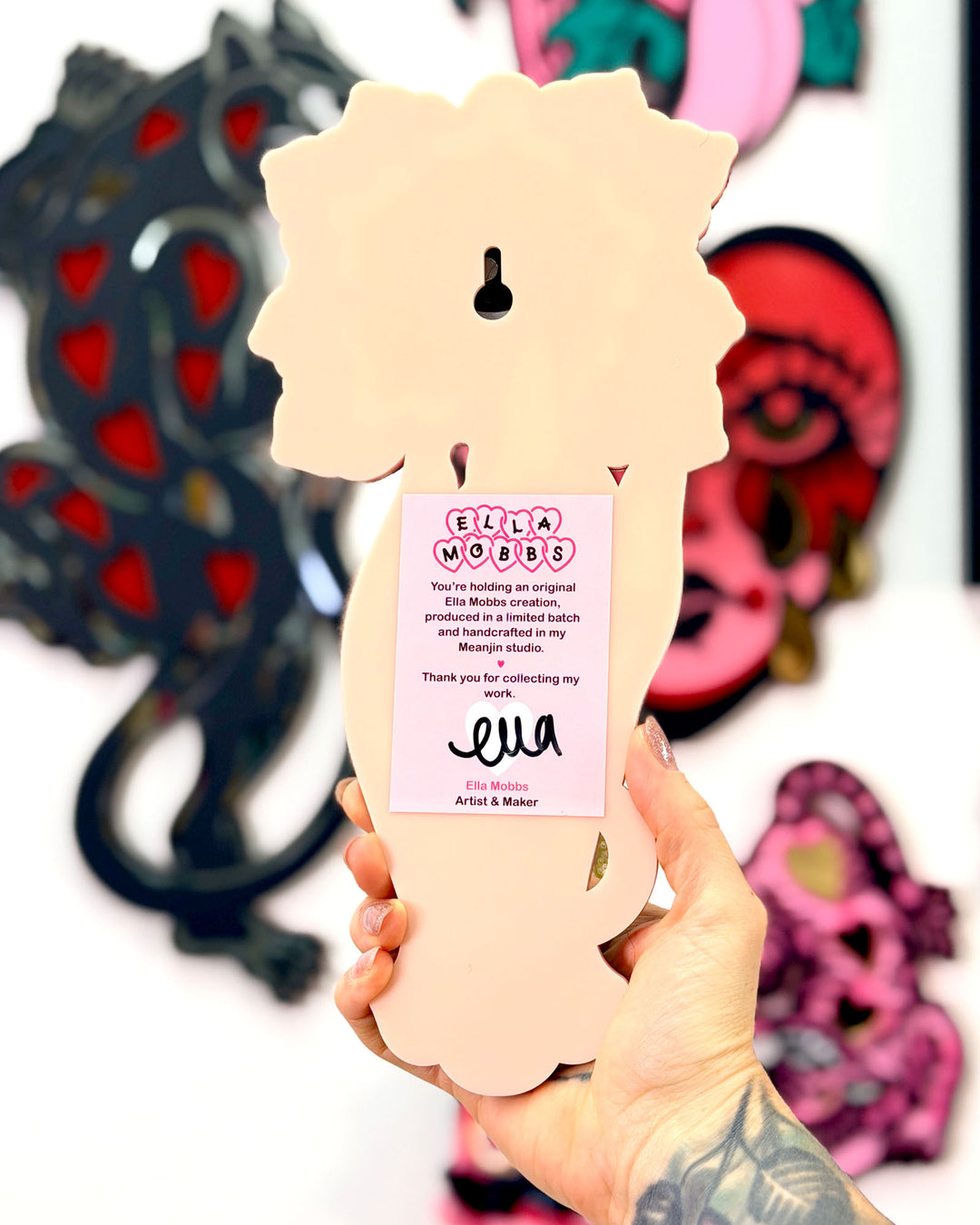 Worthy Hand 30cm/11.8"